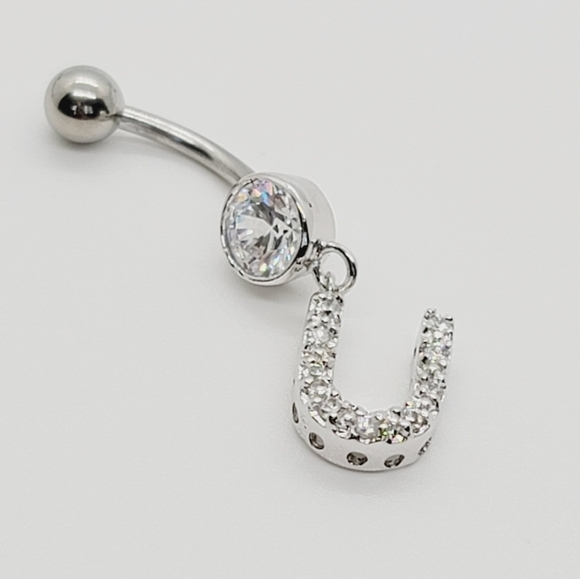 New 925 Sterling Silver Initial belly button ring "U" - Picture 1 of 3